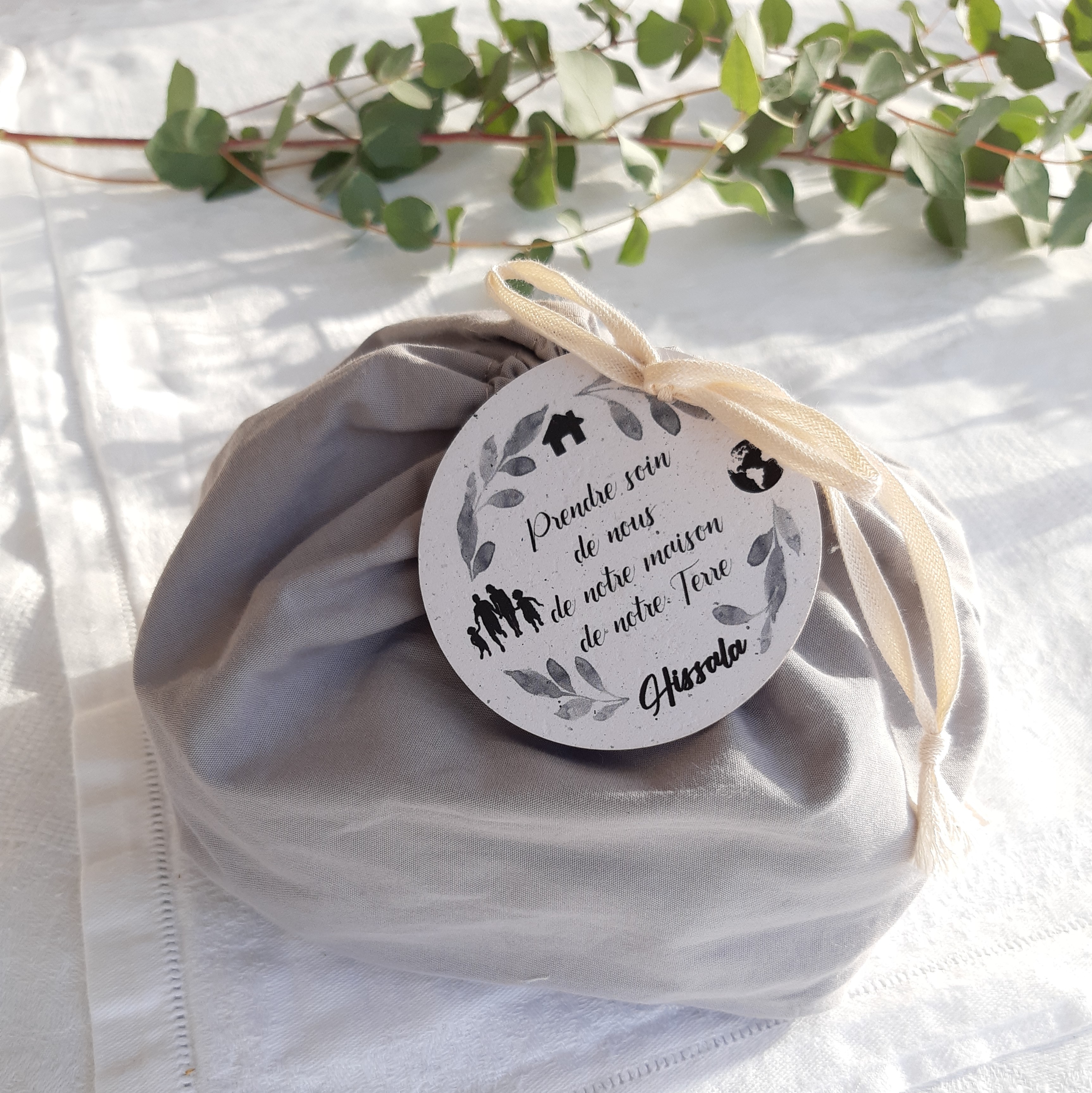 Pochons de 8 lingettes et mini-gants blancs et gris - Précieuse découverte maxi 3