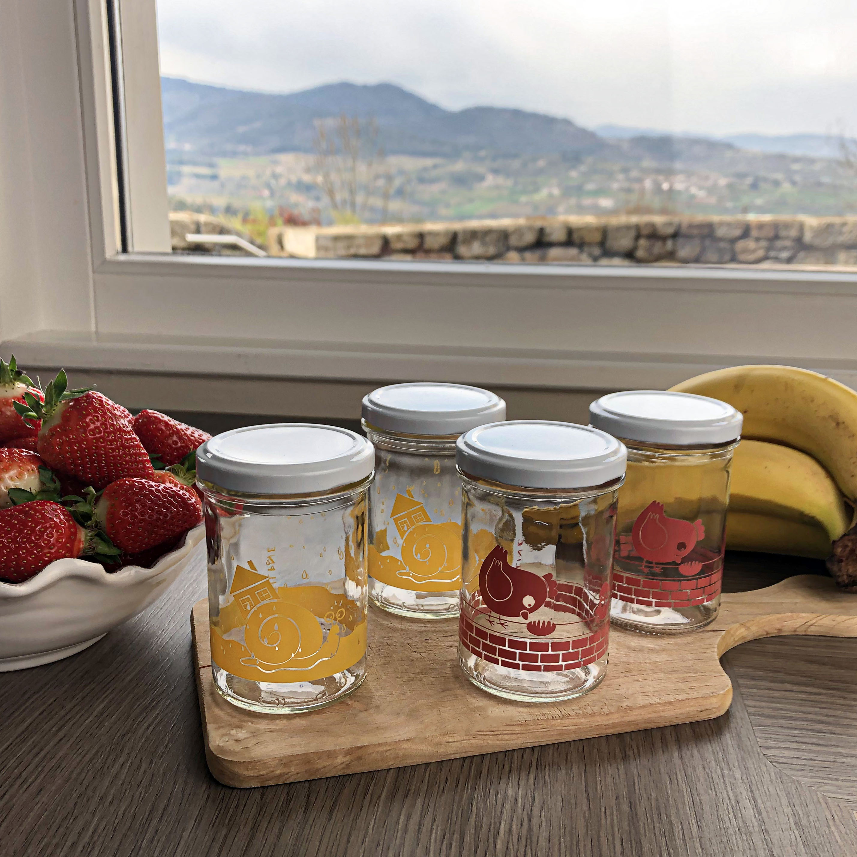 Jolis Pots Rouges et Jaunes