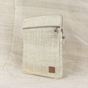 Pochette ordinateur en chanvre & matières upcyclées - Ecru