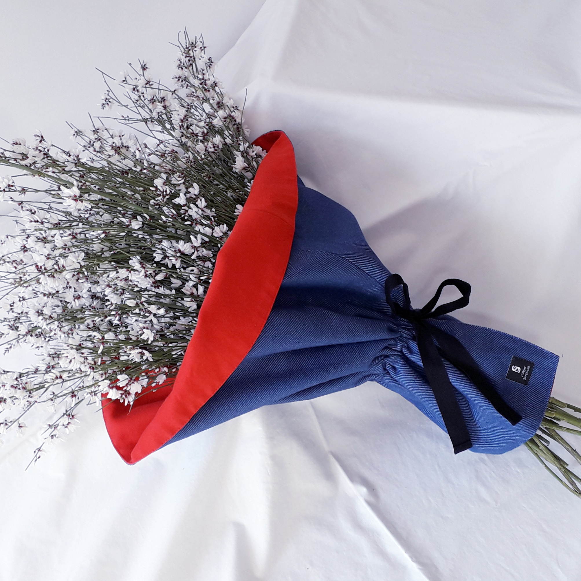 Cône à fleurs - Bleu jean / Rouge 3