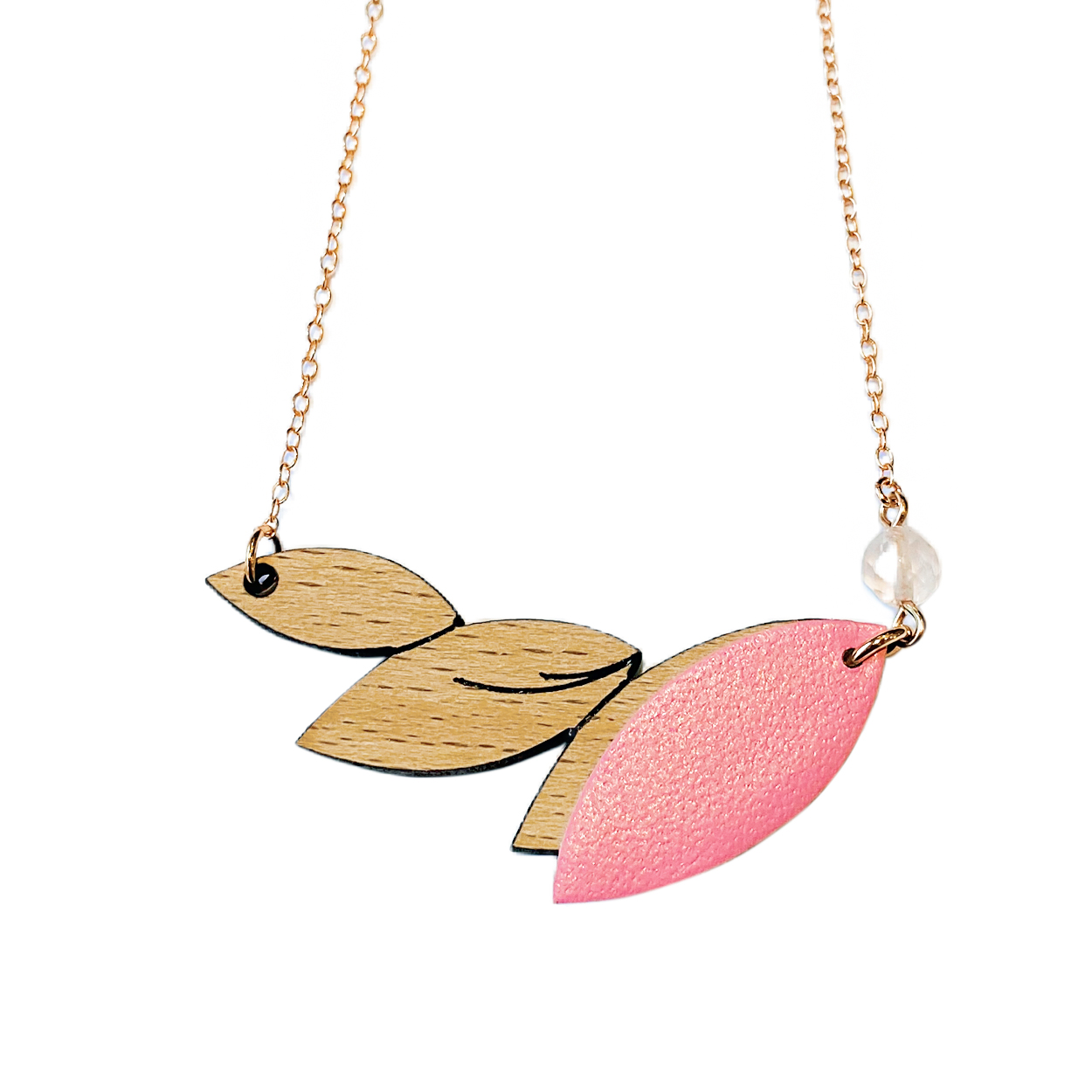 Collier en bois et cuir PLUME Rose 4