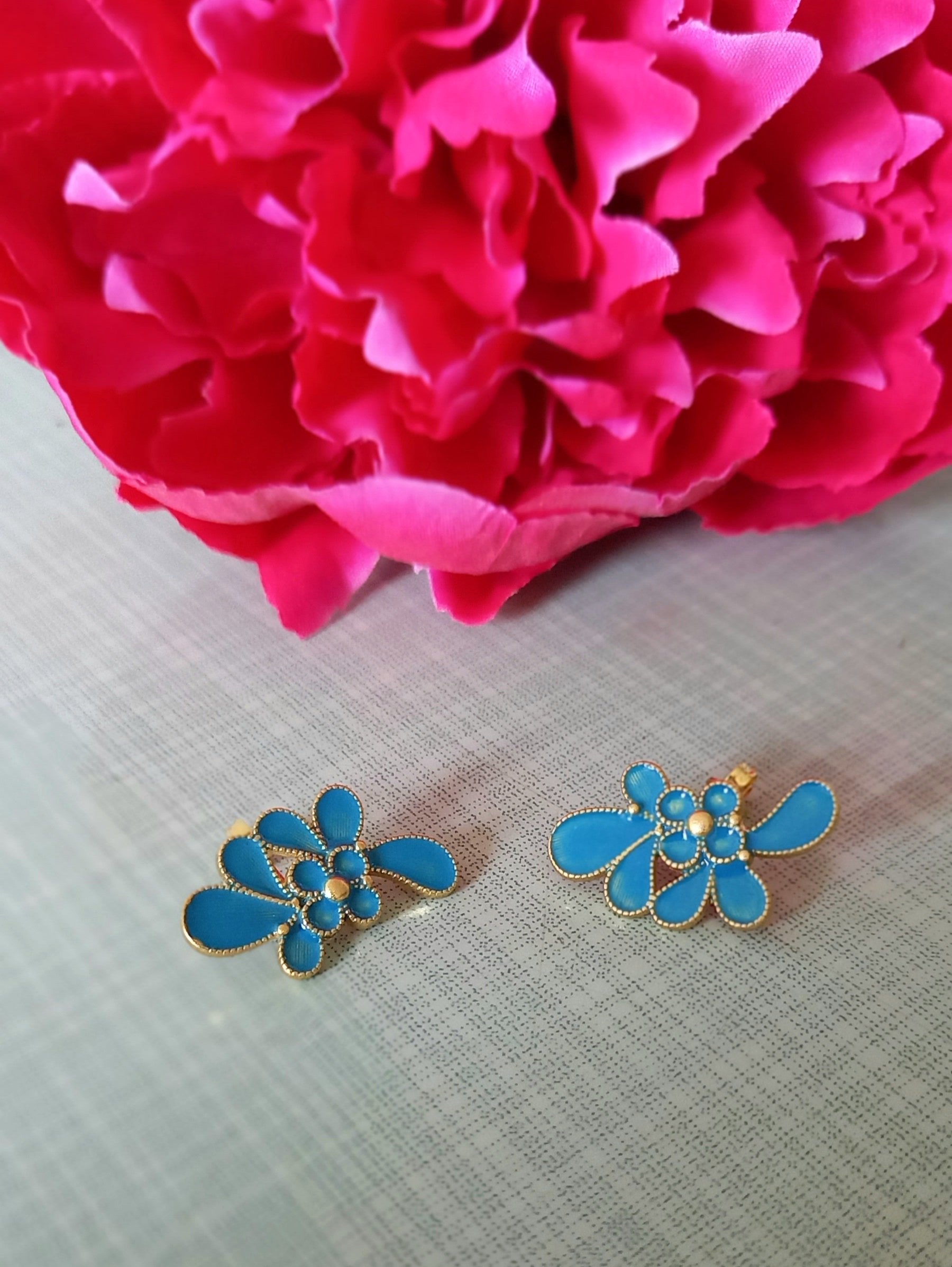 Boucles d'oreilles FLEUR BLEUE 2