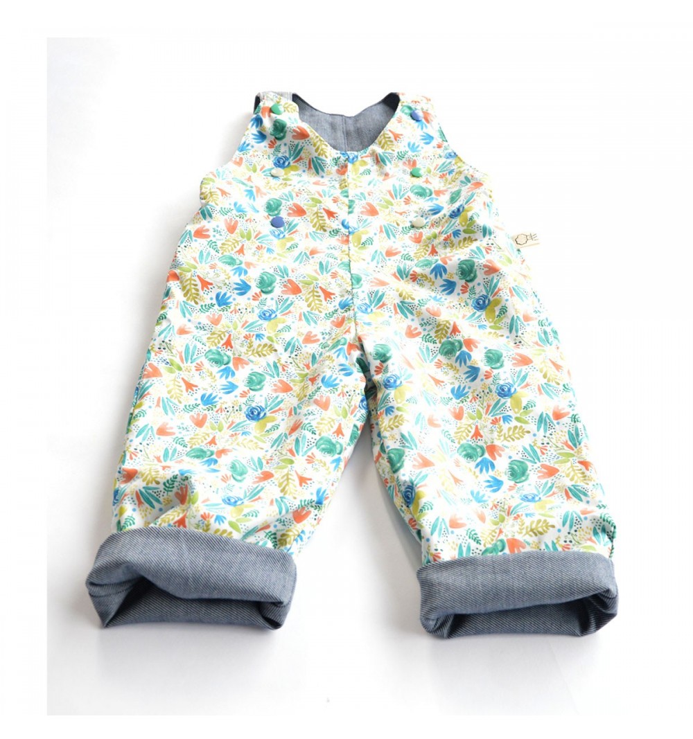 Salopette évolutive en jean bio - motif fleuri 2