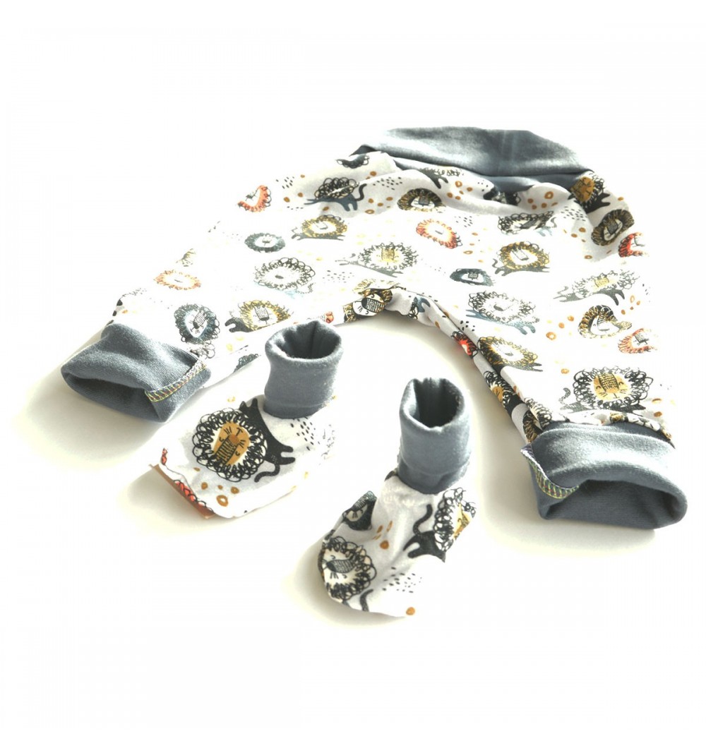 Sarouel évolutif et stylé en coton bio - motif lion  3