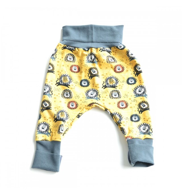 Sarouel évolutif et stylé en coton bio - motif lion  4