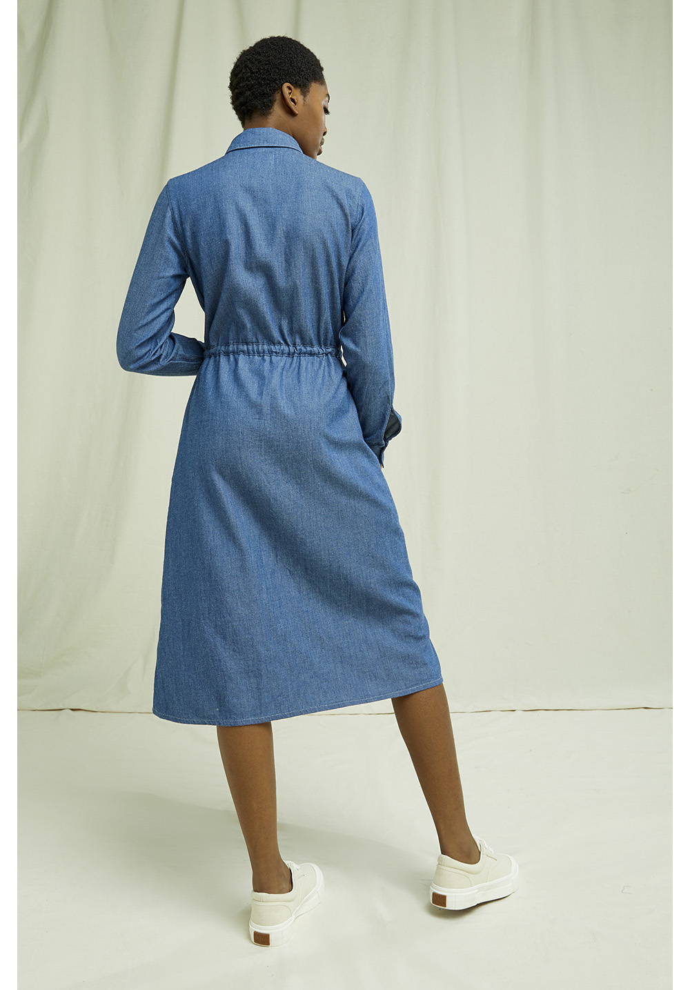 Robe chemise bleue - Lightweight Denim de People Tree 6