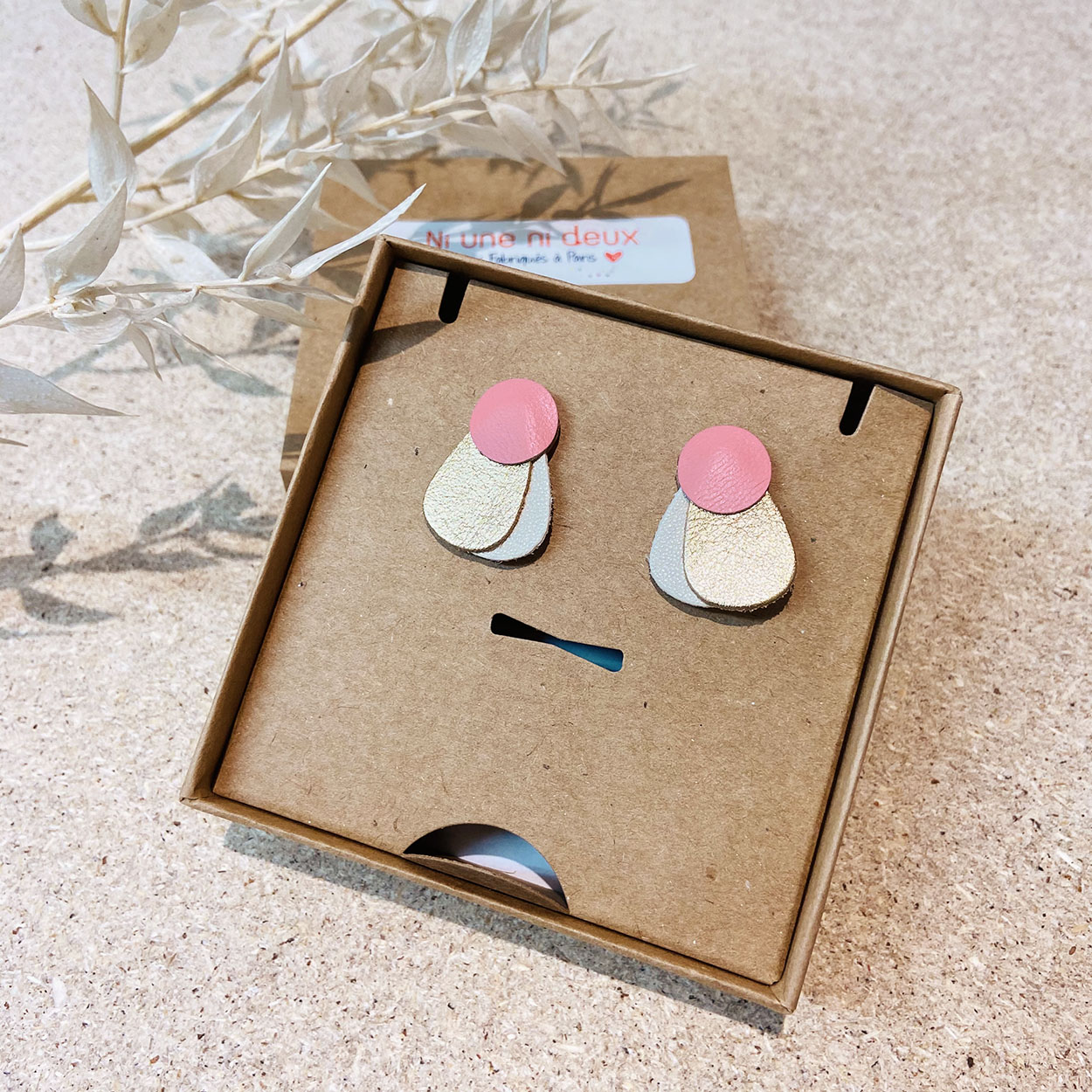 Puces d’oreilles PÂQUERETTES Rose 2