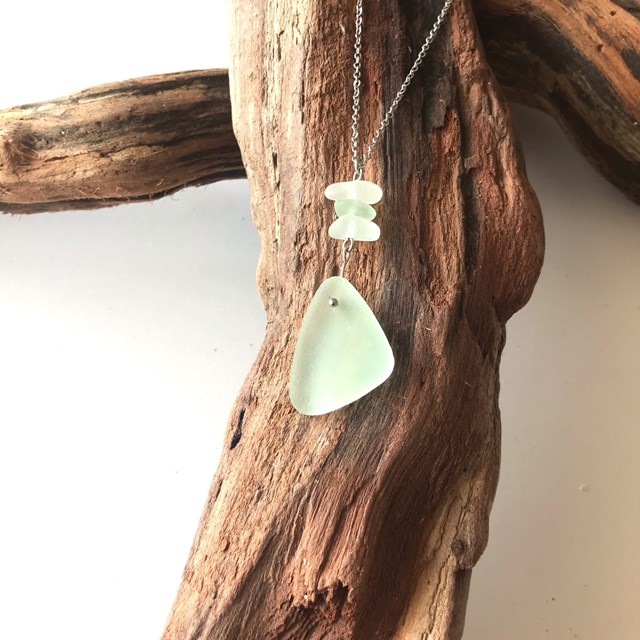 Collier PREQU'ÎLE en verre dépoli des plages - PIÈCE UNIQUE 2