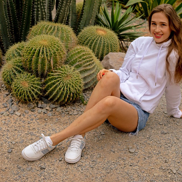 Sneakers en toile et tissage bleu ciel réalisé à la main - Vinh Hy 8