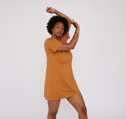 Robe t-shirt Lite ocre - Organic basics