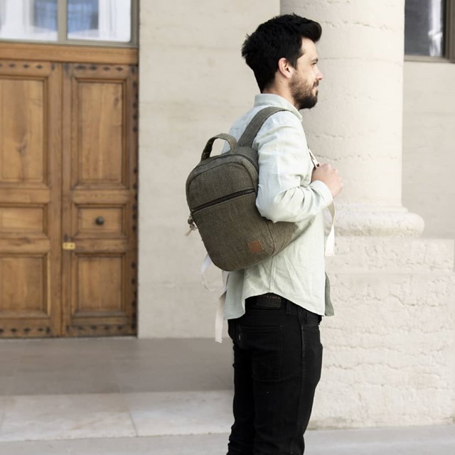 sac à dos éthique en chanvre upcyclé - Aja Anis