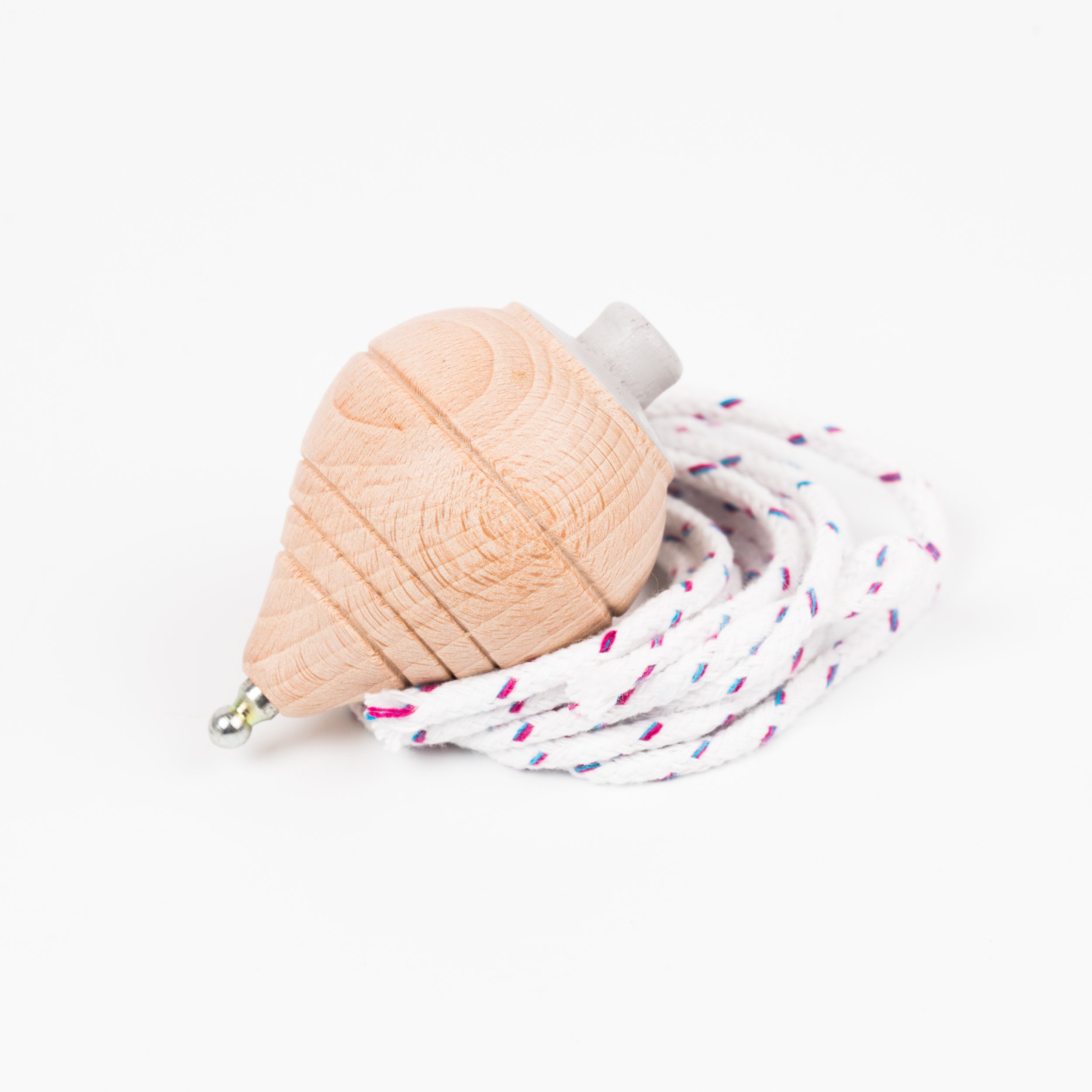 Toupie en bois - Me & Mine 6