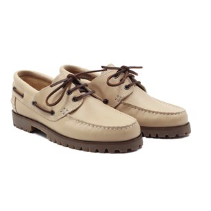 Chaussures bateau crampons cuir beige