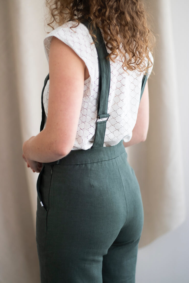 Salopette femme en lin vert jade fabriquée en France