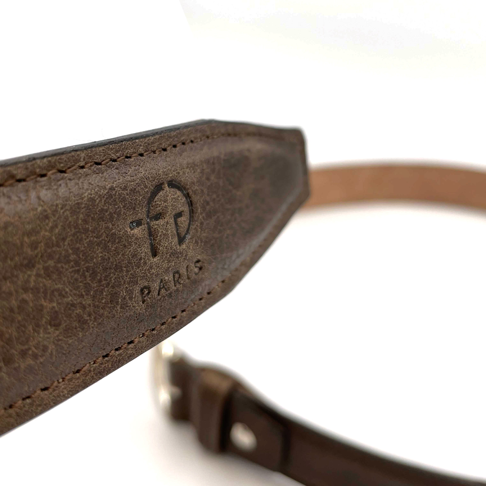Ceinture-marron-chocolat-réglable-casual-chic-pour-hommes-en-cuir-pleine-fleur-grainé-surpiquée
