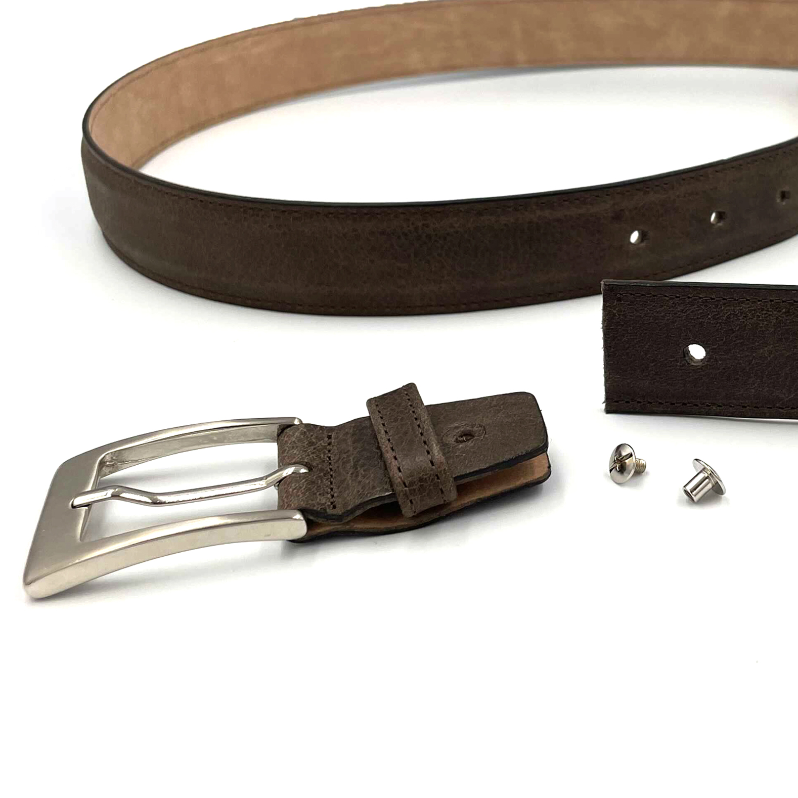Ceinture-marron-chocolat-réglable-casual-chic-pour-hommes-en-cuir-pleine-fleur-grainé-surpiquée
