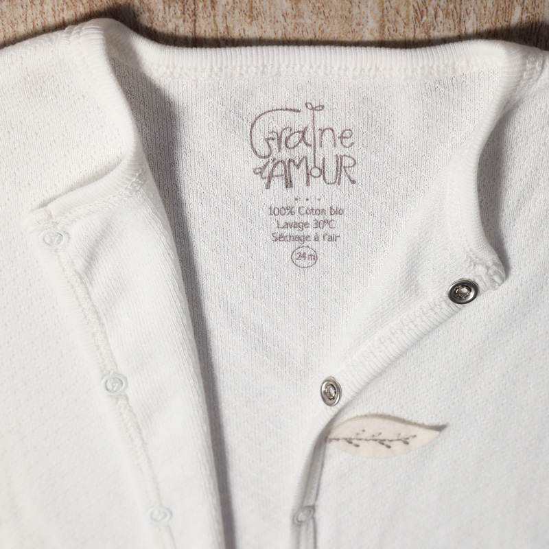 Packshot du pyjama maille ajourée en coton bio