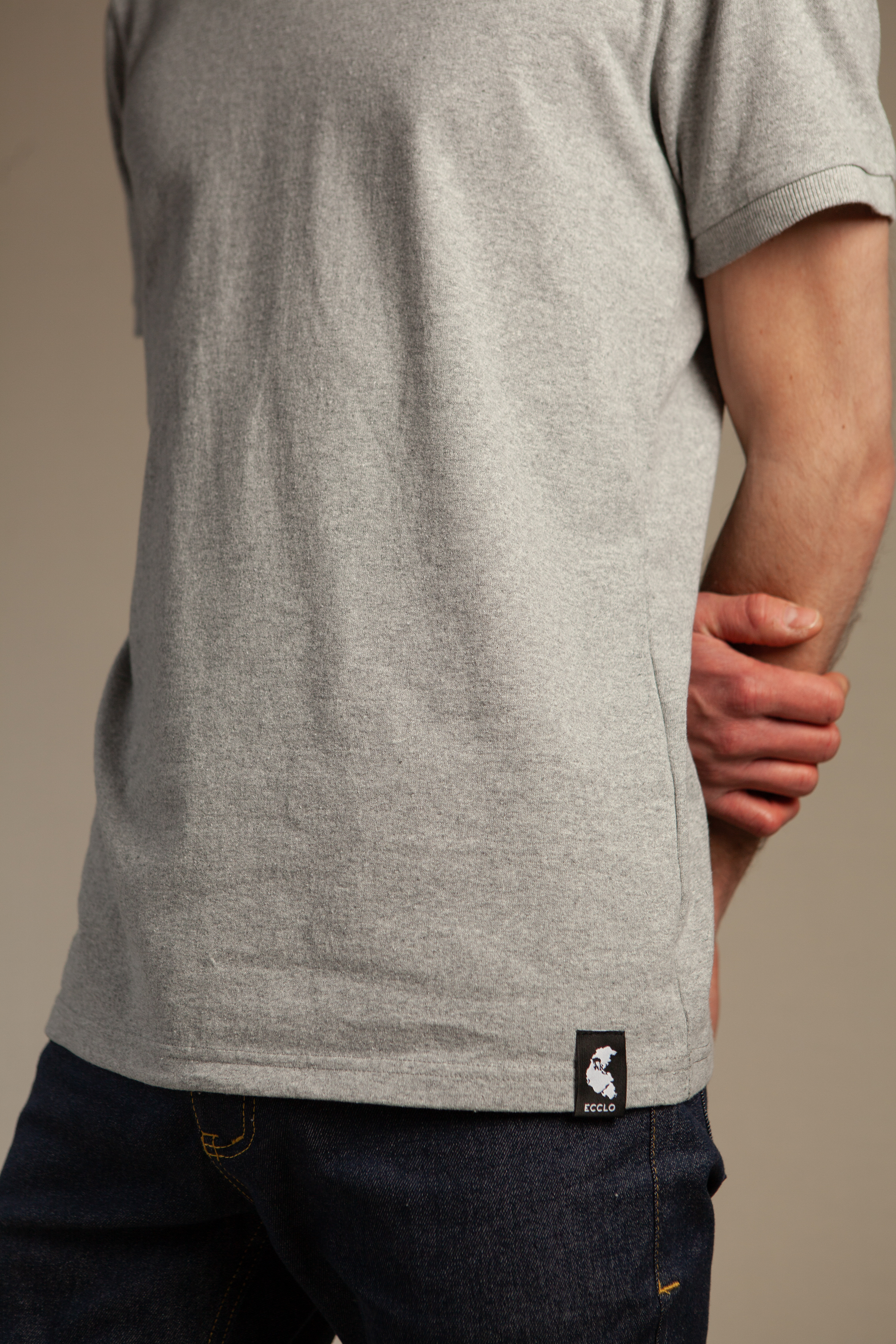 t-shirt-aluminio-gris-recycle-made-in-france-logo