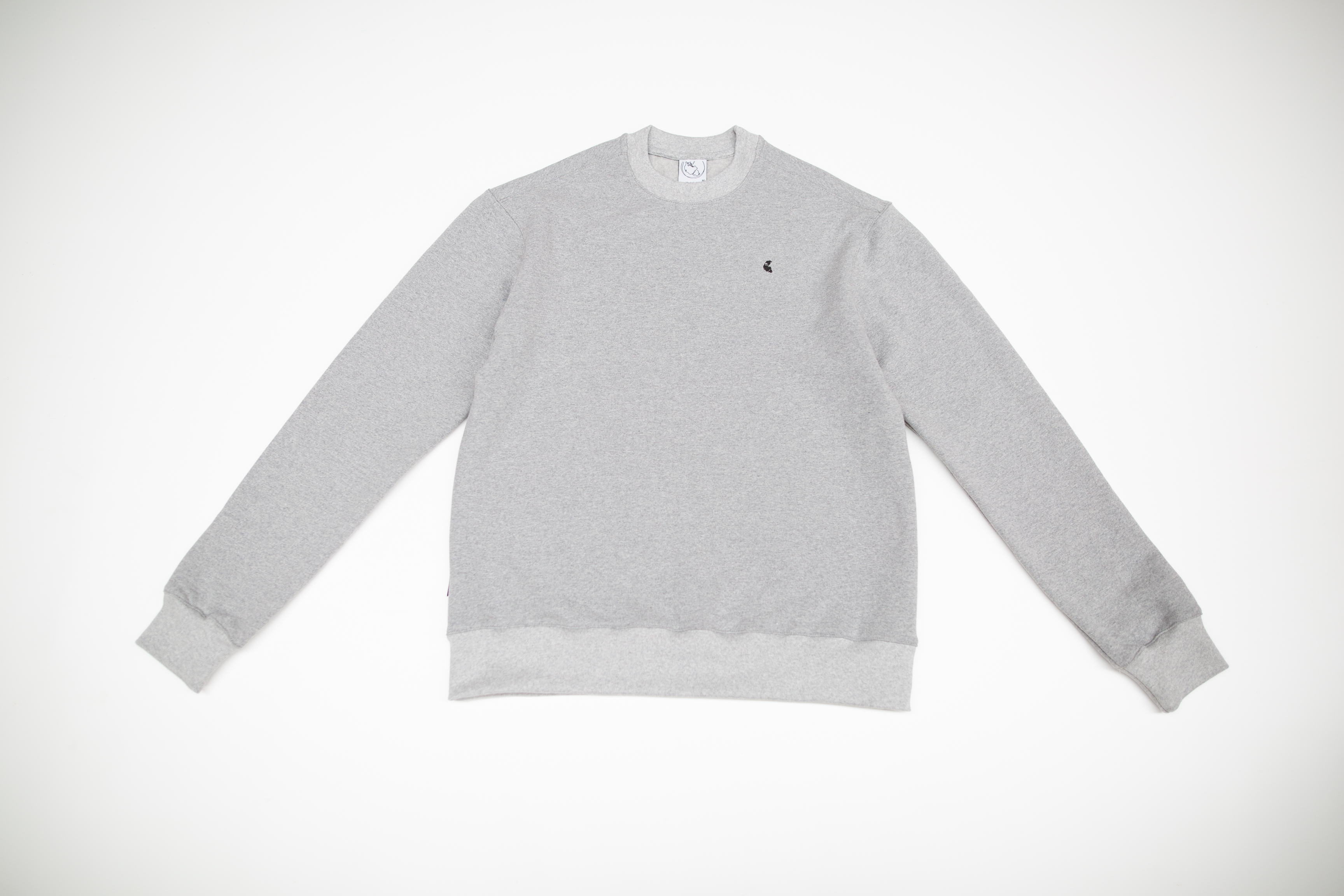 sweat-homme-gris-aluminio-recycle-made-in-france-packshot