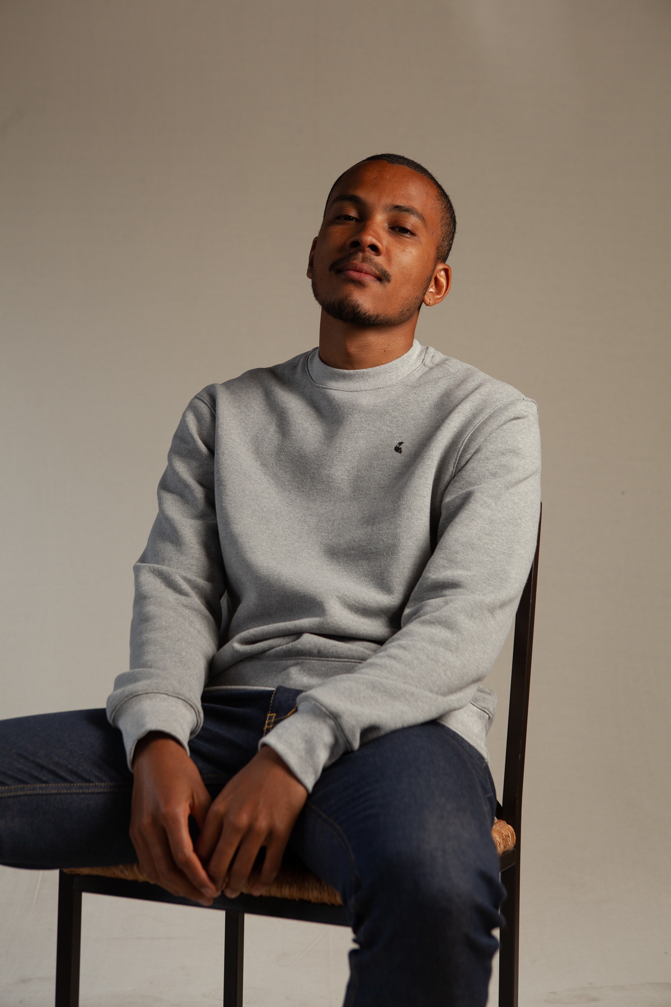 sweat-homme-gris-aluminio-recycle-made-in-france