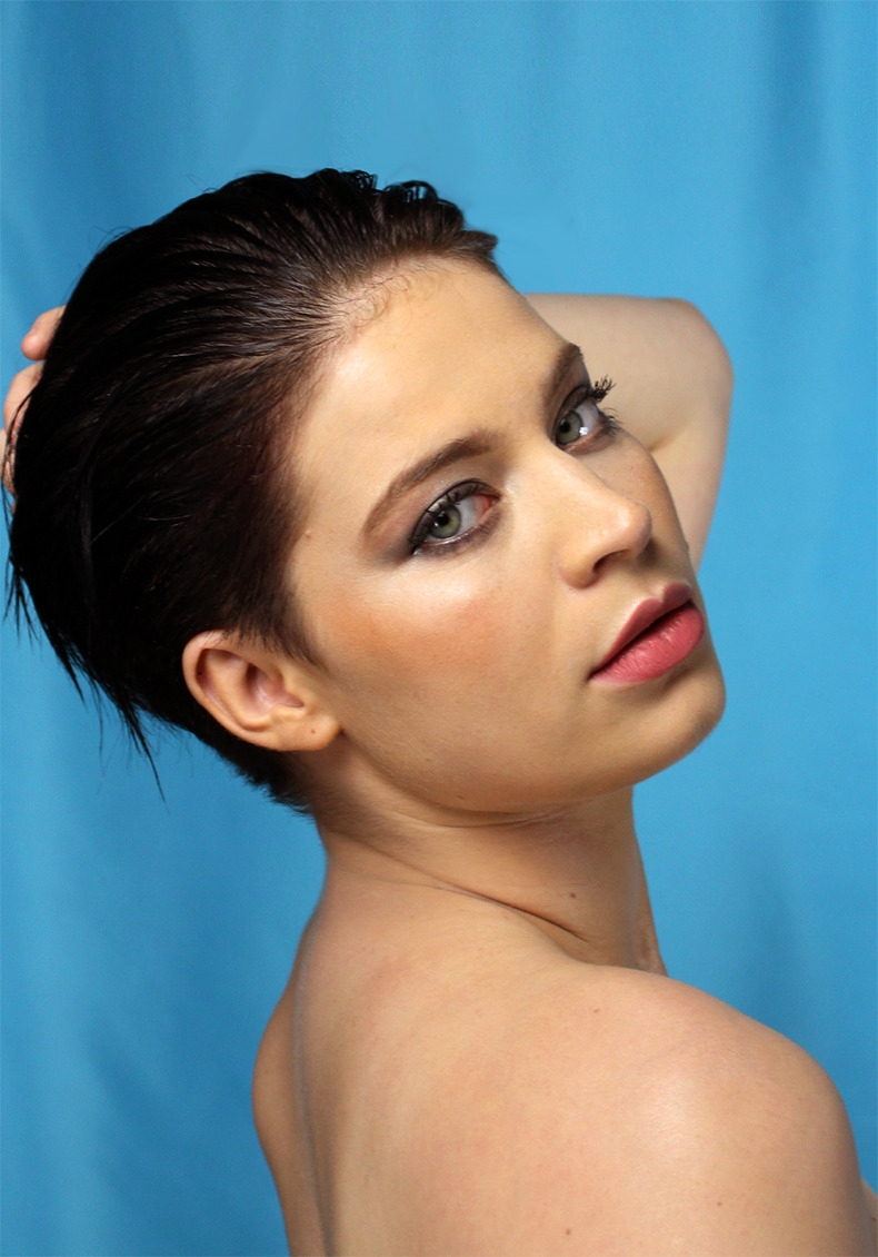 fard a paupiere charbon noir naturel model