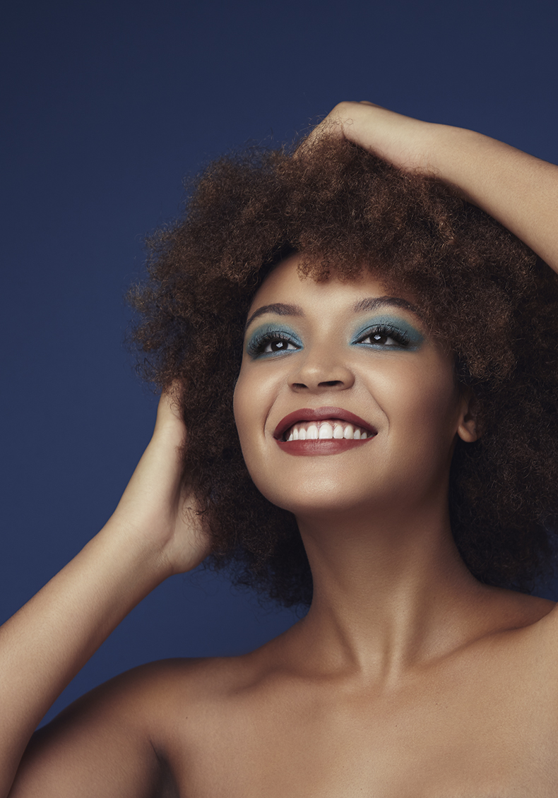 fard a paupieres bleu clair naturel model