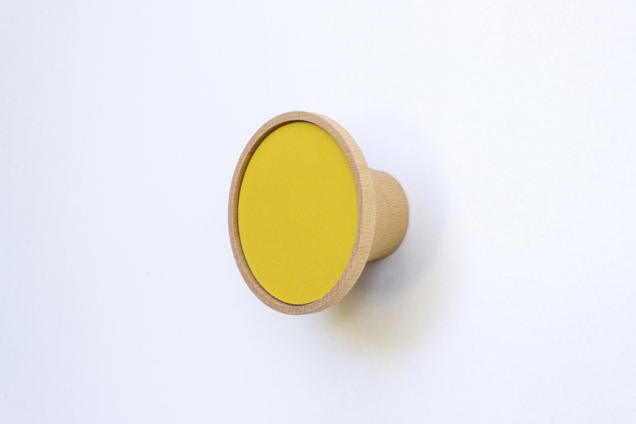 Patère en bois de hêtre tourné et stratifié made in France