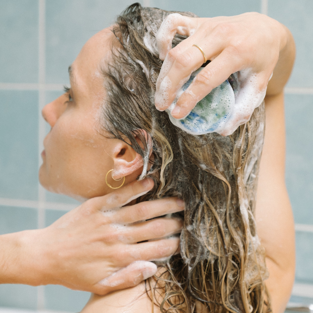 ELBE : LE SHAMPOING SOLIDE TOUT TYPE DE CHEVEUX (55GR.) 4