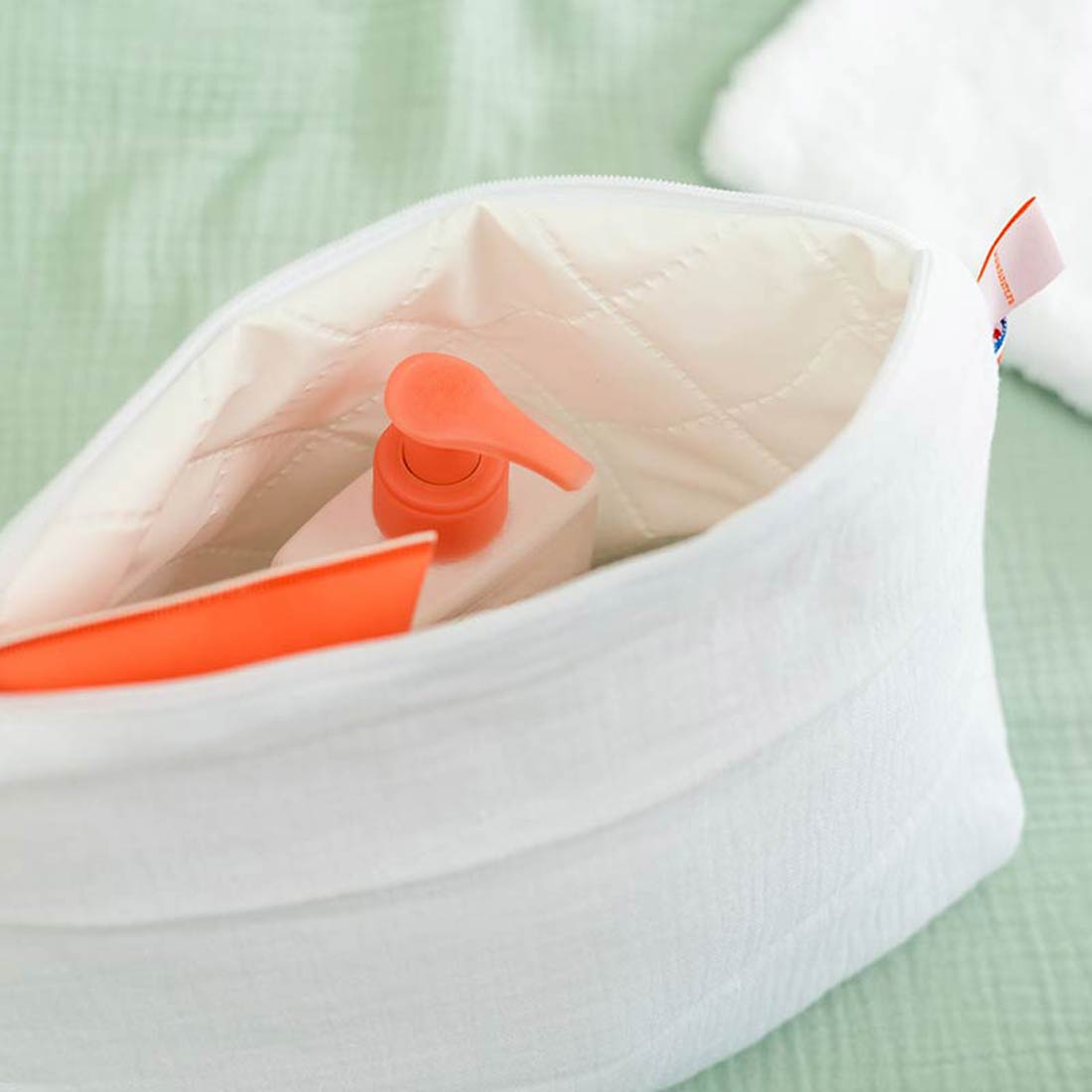 Trousse de Toilette en Coton Bio Blanc 7