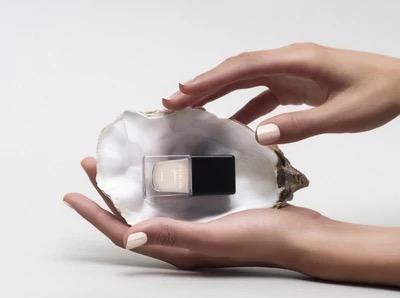 Vernis à ongles bio-sourcé "25 free", longue tenue et vegan "True Innocence" 4