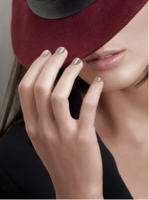 Vernis à ongles bio-sourcé "25 free", longue tenue et vegan "Business As Usual" 4