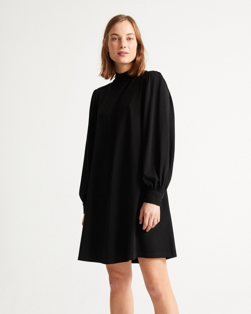 Robe noire - FLORA de Thinking MU 2
