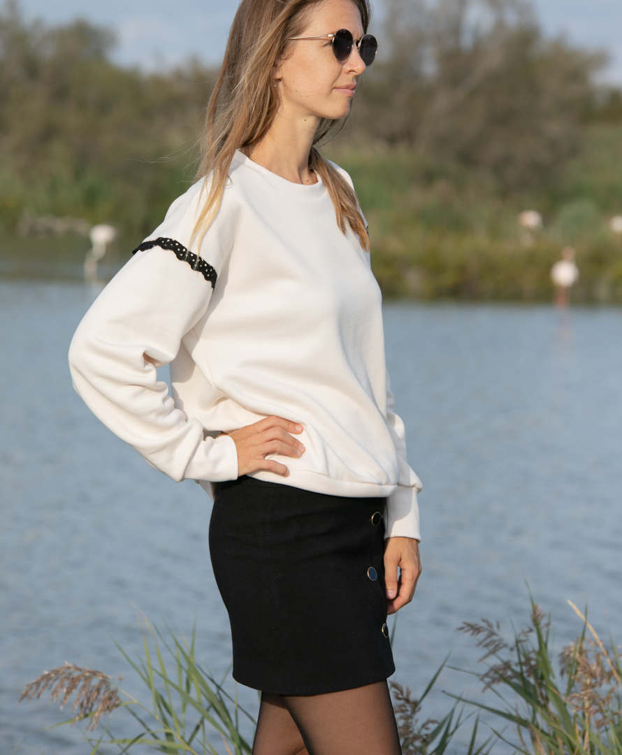 Sweat écru en coton biologique certifié GOTS - Camélia