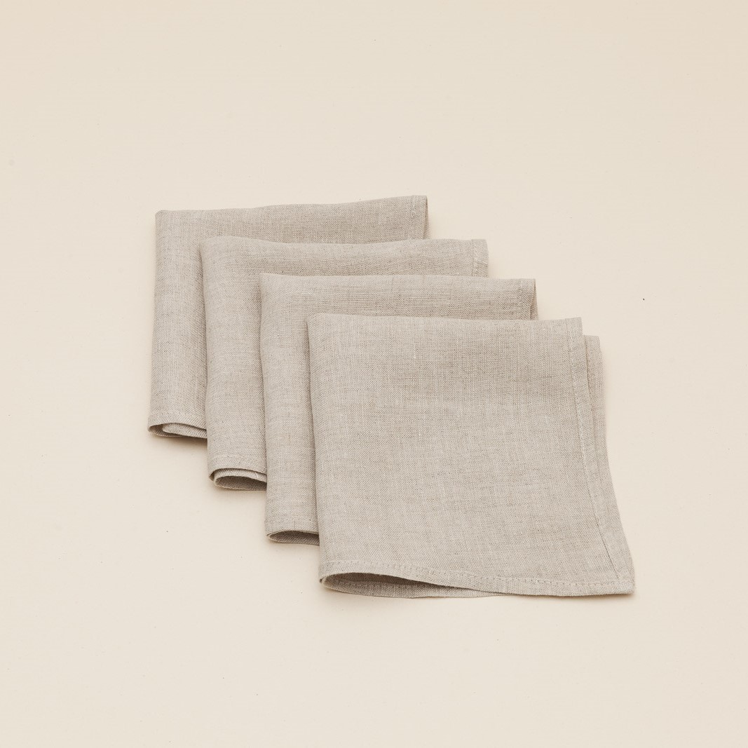 Quatres serviettes en lin écrues