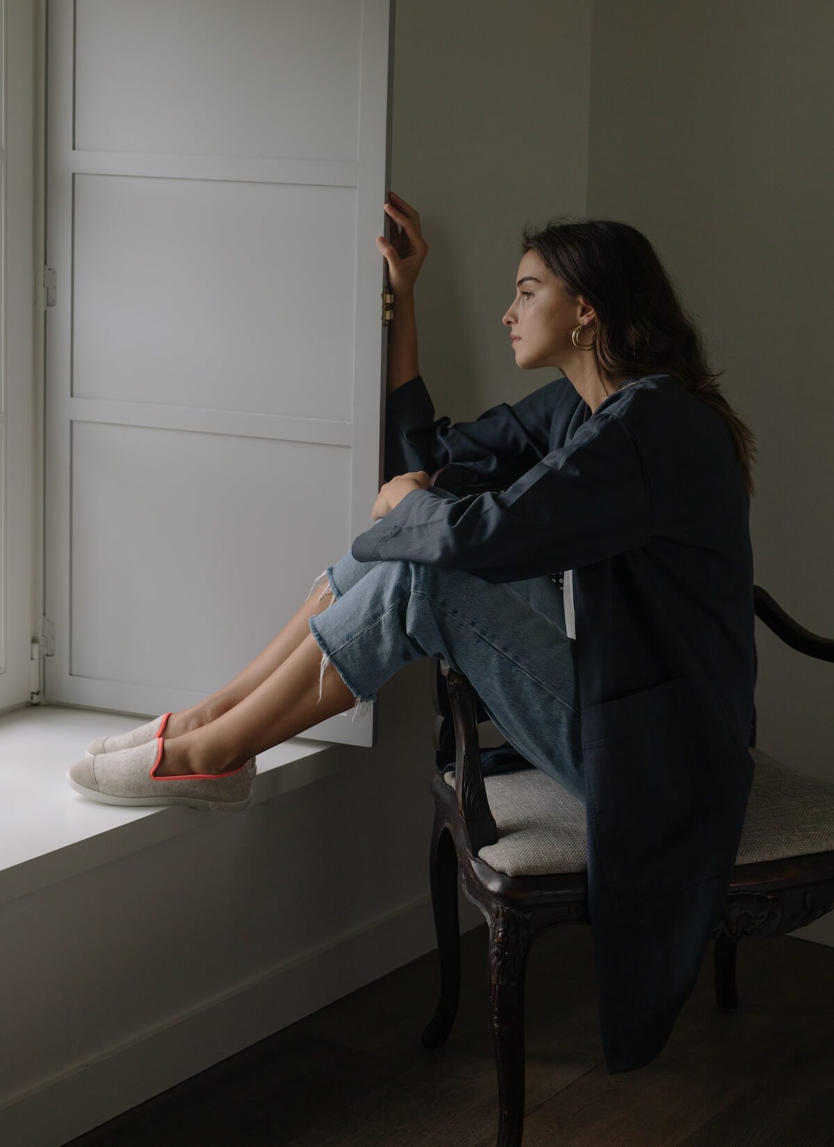 chausson femme en laine recyclée Beige Fluo Rose vue portée de profil