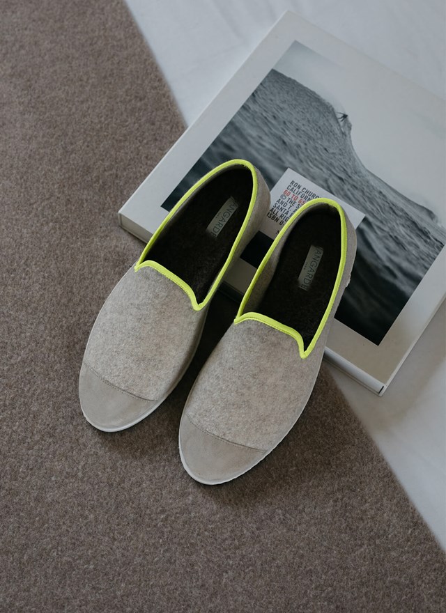 chausson homme en laine recyclée Beige Fluo Jaune vue packshot
