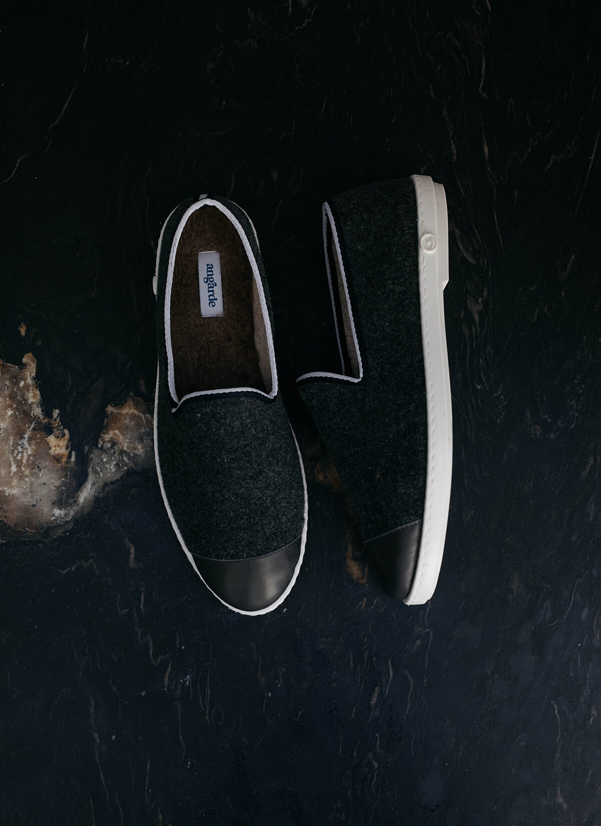 chausson homme en laine recyclée Grey Flag vue packshot de dessus