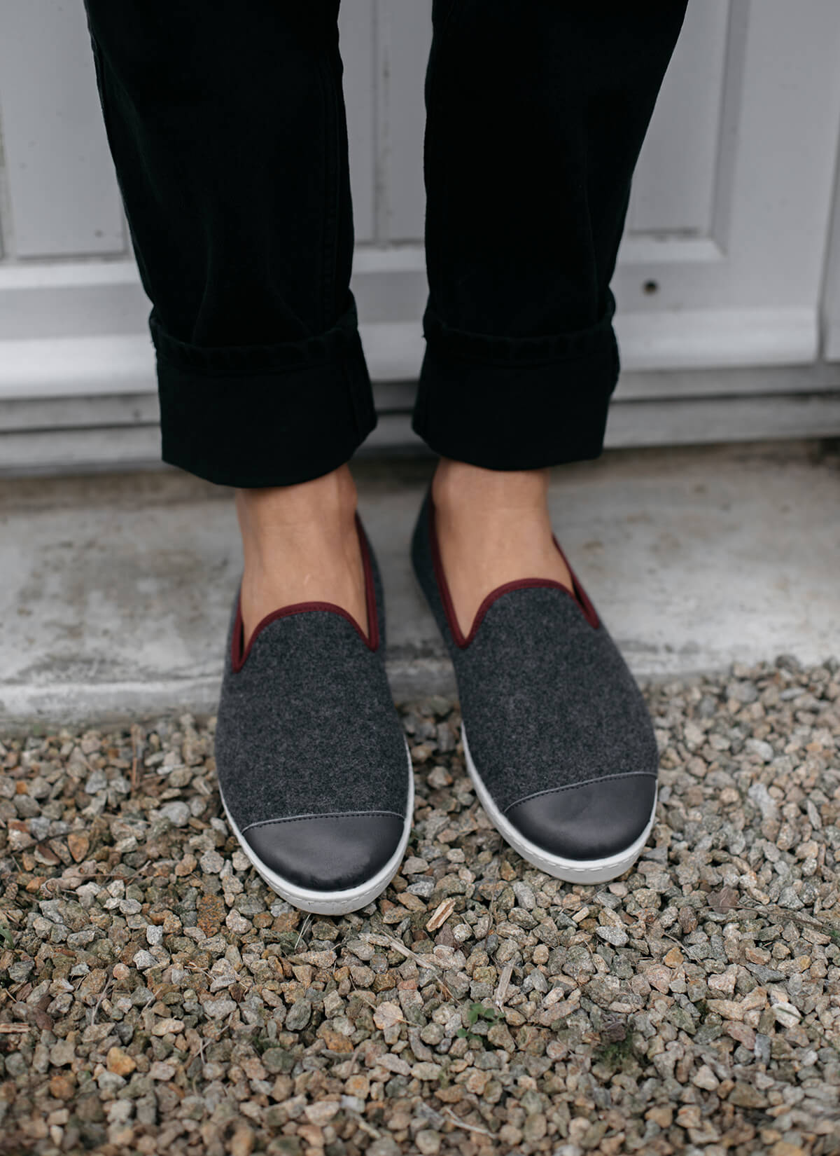 chausson homme en laine recyclée Grey Rubino vue portée de face