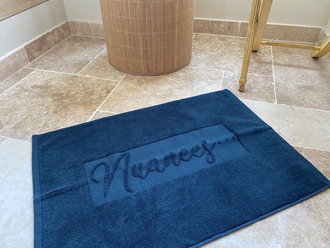 Tapis de Bain  "Bleu Ténébreux" en Coton 100 % Biologique   