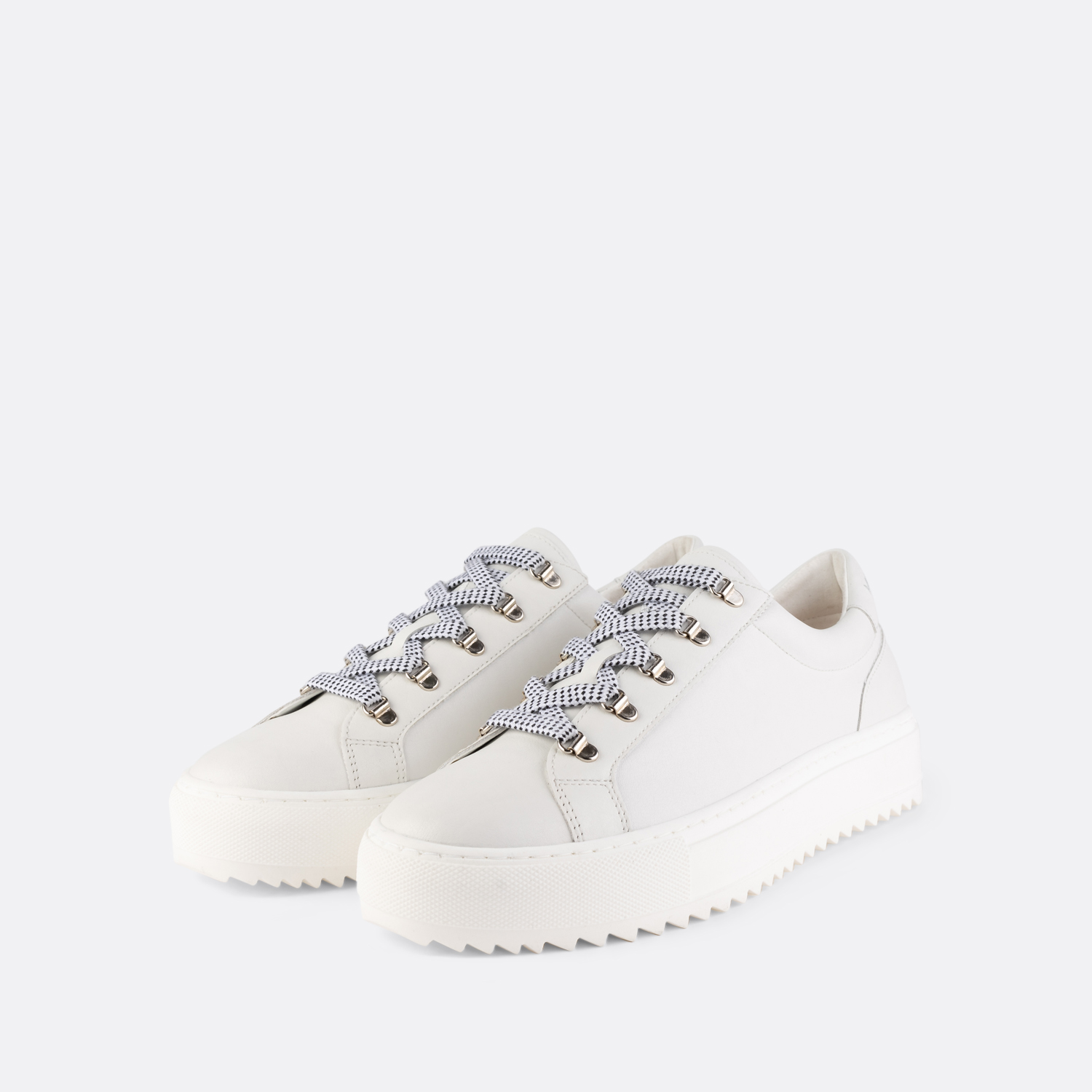 Vain-001 - Baskets Blanches en Pomme 4