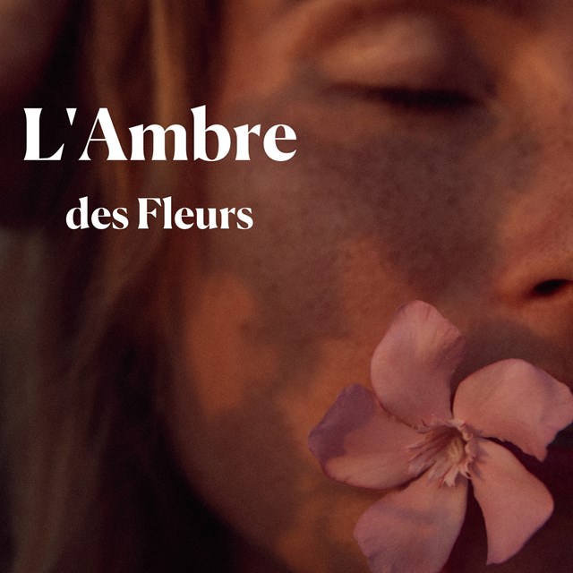 Médaillon officiel du parfum 100% naturel L'Ambre des Fleurs