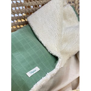 Couverture verte en peluche de coton bio
