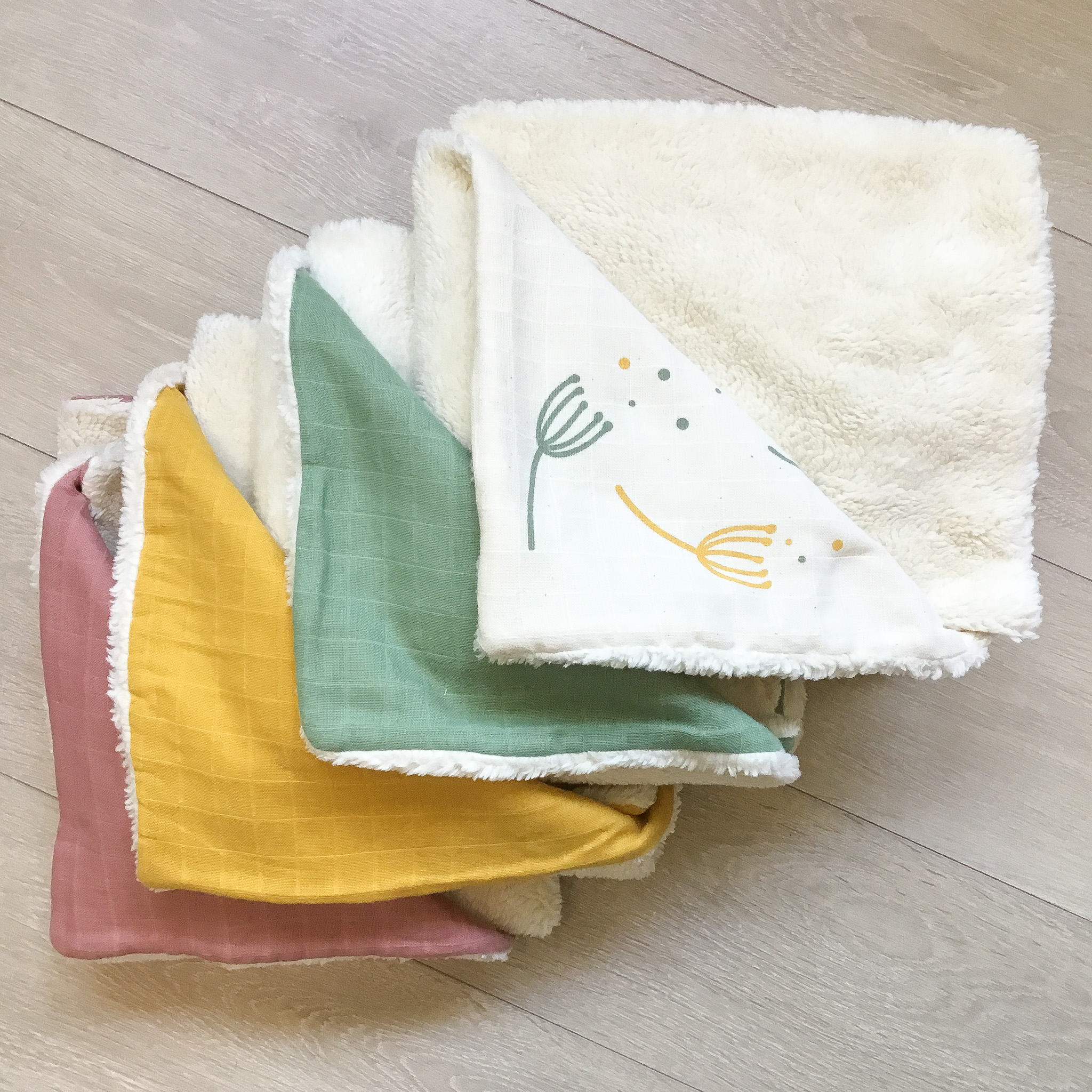 Couverture verte en peluche de coton bio 4