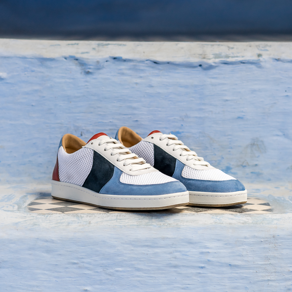 baskets unisexes Orient blanc bleu et brique 100% recyclées, végétales et naturelles