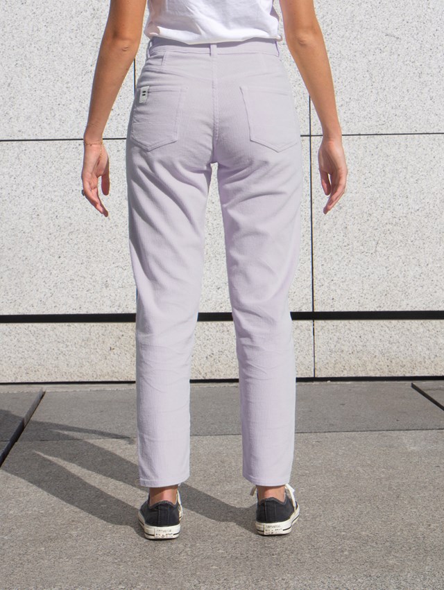 LE PANTALON MOM LILA 5