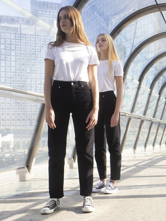 LE PANTALON MOM NOIR PROFOND 5