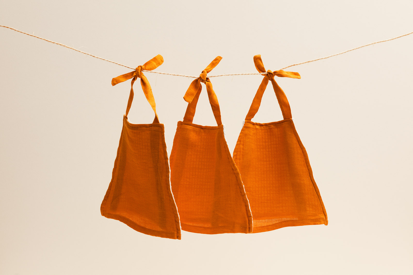 essuie tout en lin et coton bio moutarde