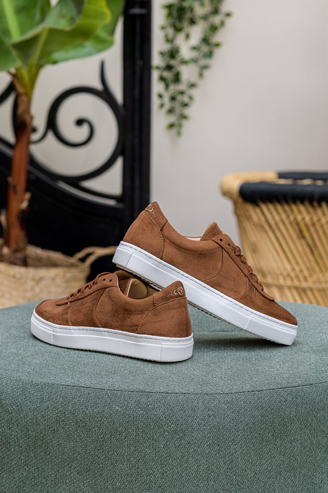 baskets unisexes Montalcino noisette 100% recyclées, végétales et naturelles