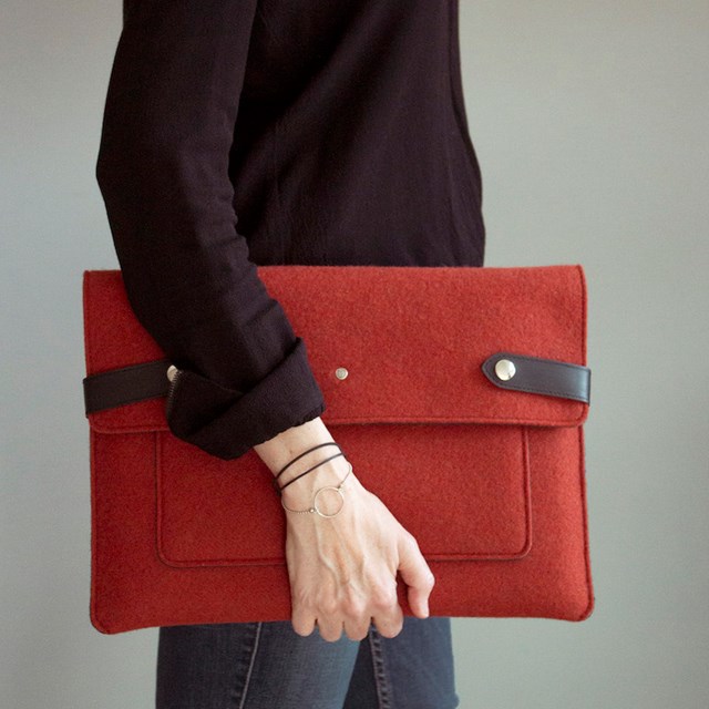 pochette d'ordinateur upcycling