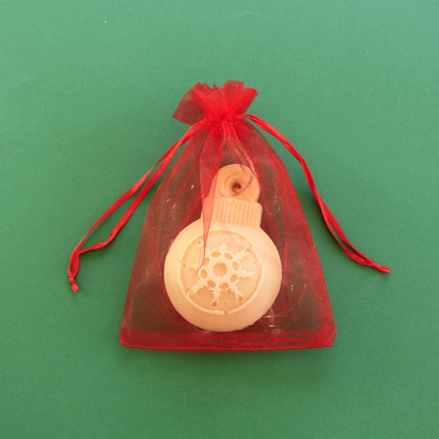 Savon boule à suspendre 3